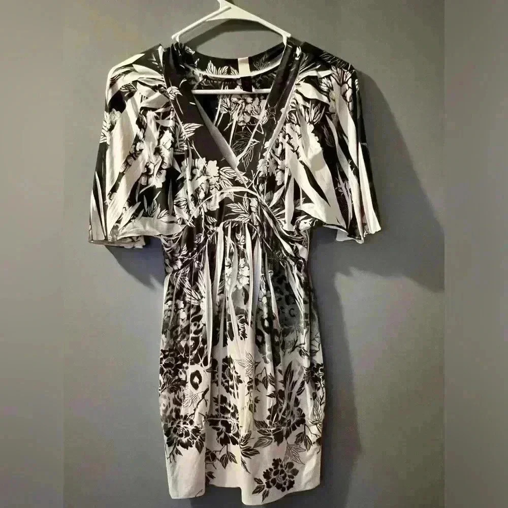 Boho Satiny Long Shirt by Diva. V Neck. Super Soft, Stretchy and Lightweight